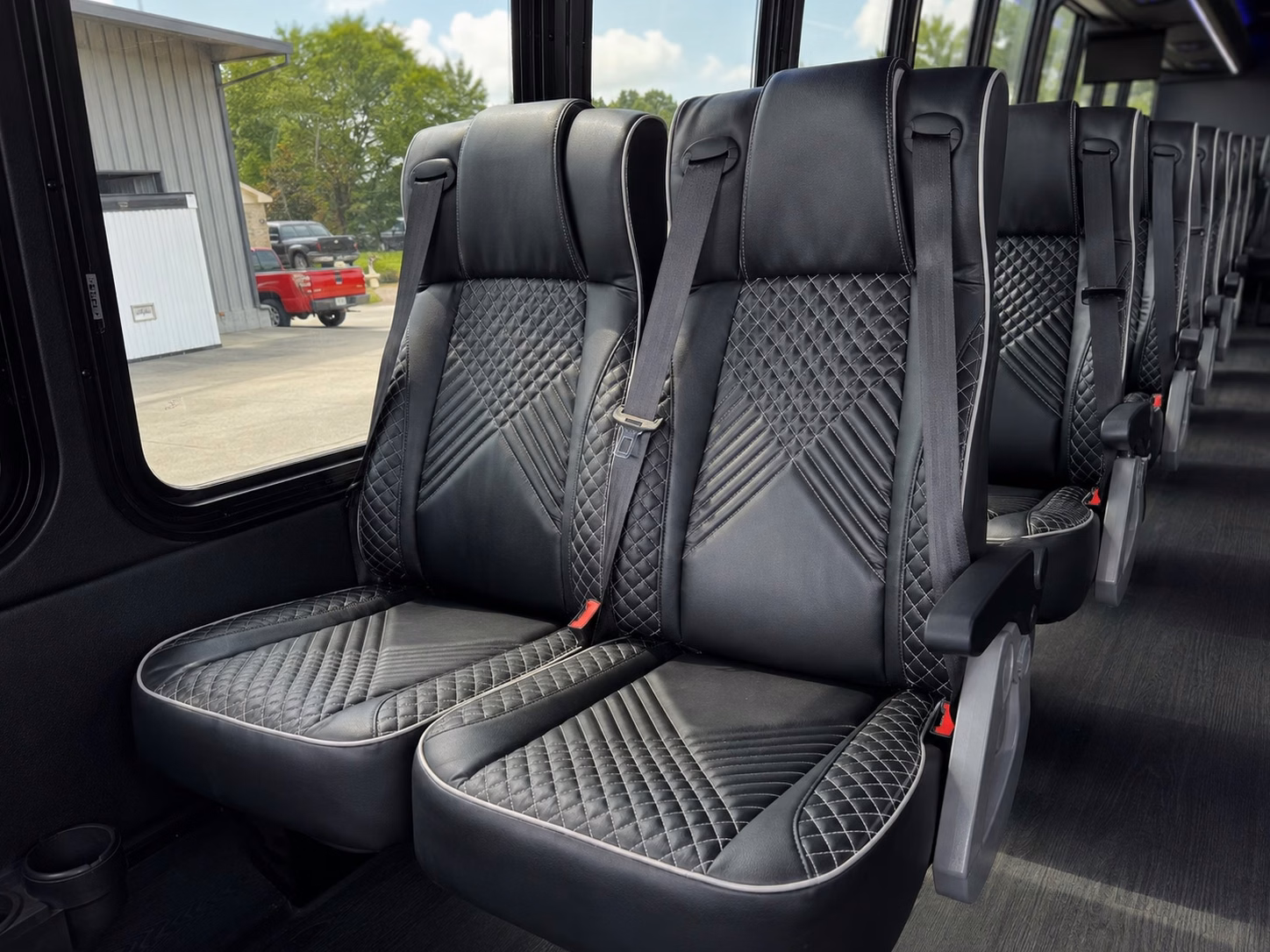 minibus rentals in spokane keep smaller prom groups together all night